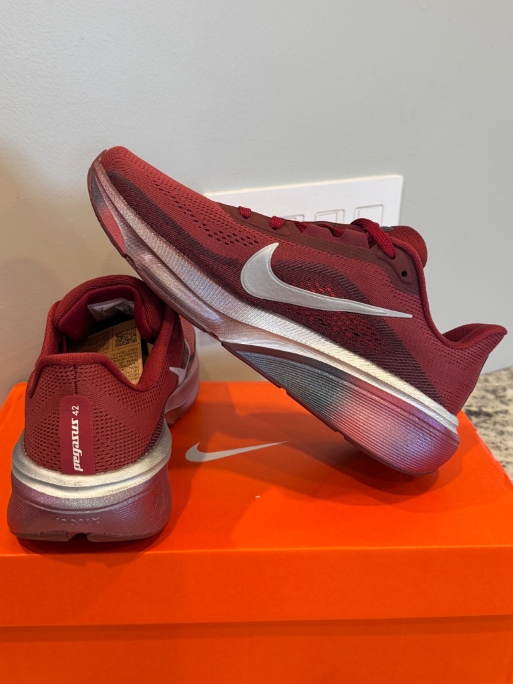 Women’s Nike Pegasus 42 - Picture 3 of 6